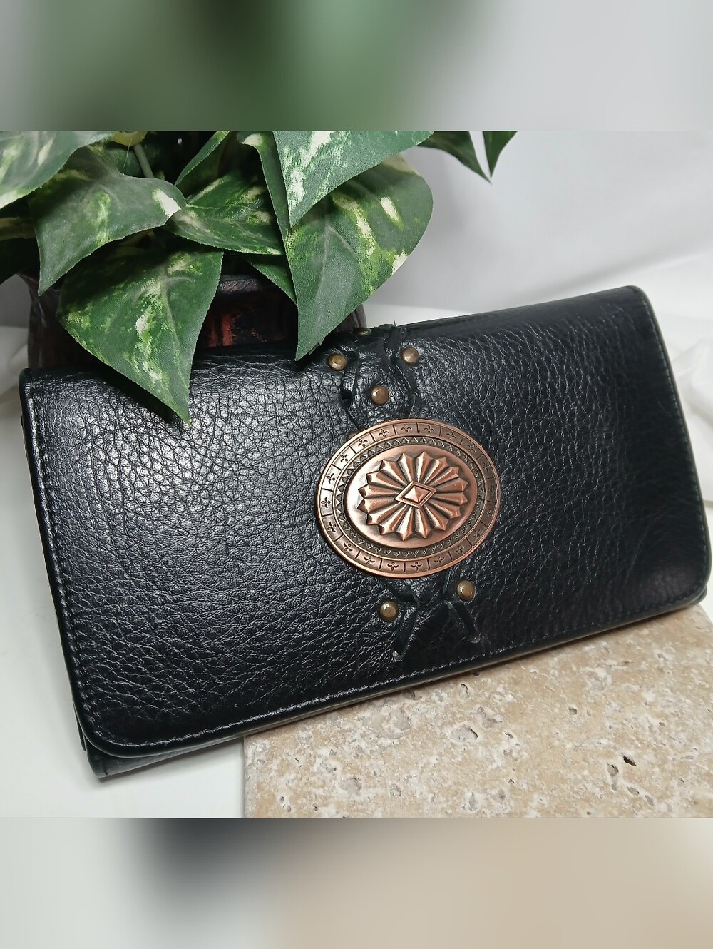 Pebble Leather Western Style Tri Fold Wallet with Copper Concho and Studs EXC